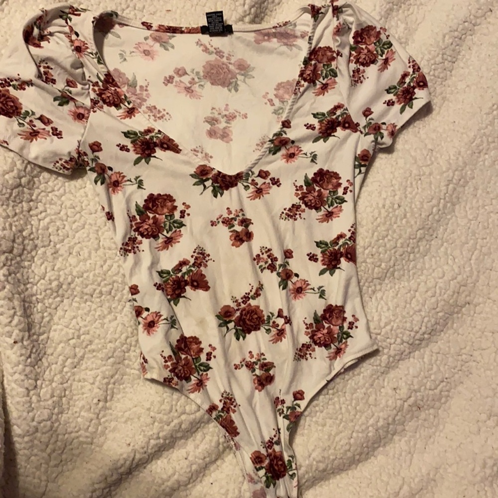 Rue 21 Floral BodySuit